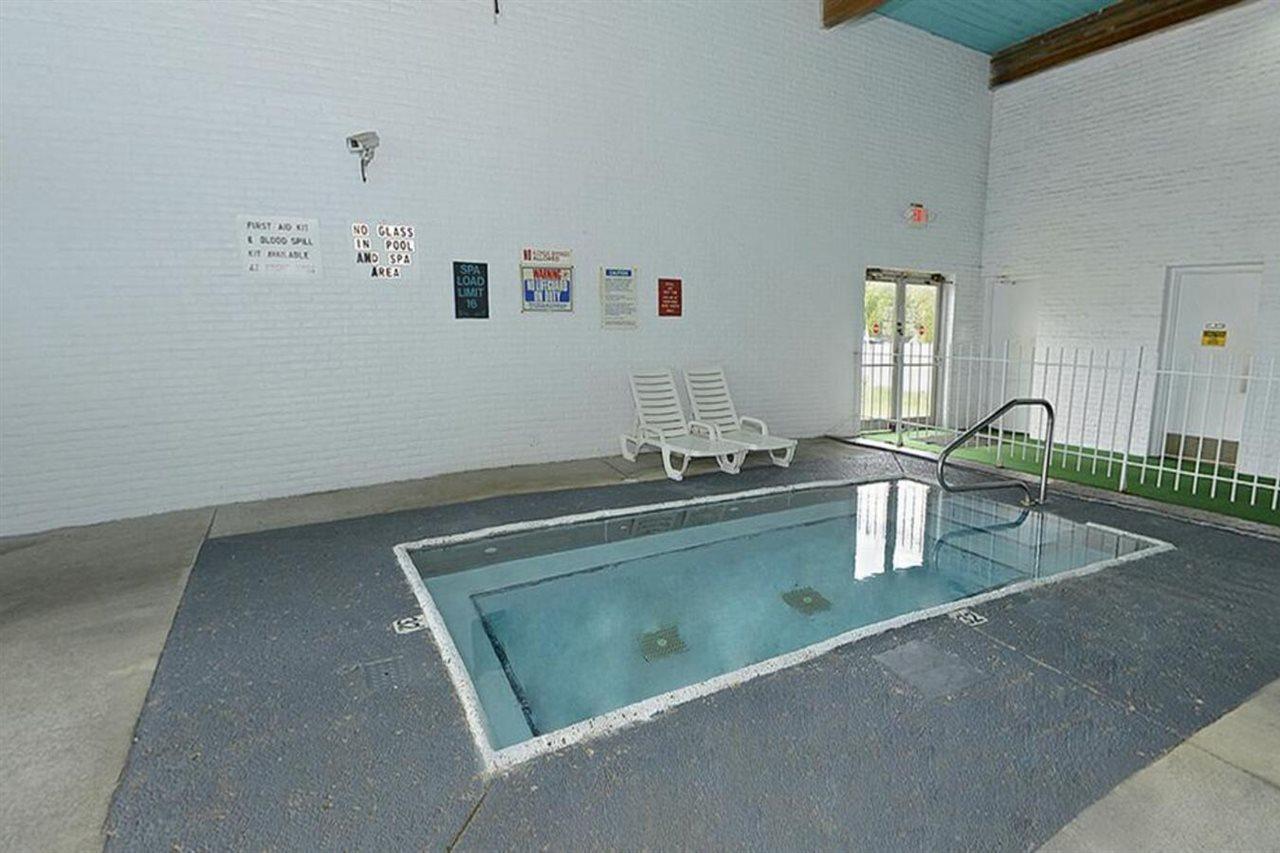 Howard Johnson By Wyndham Saint Joseph Benton Harbor Exterior foto