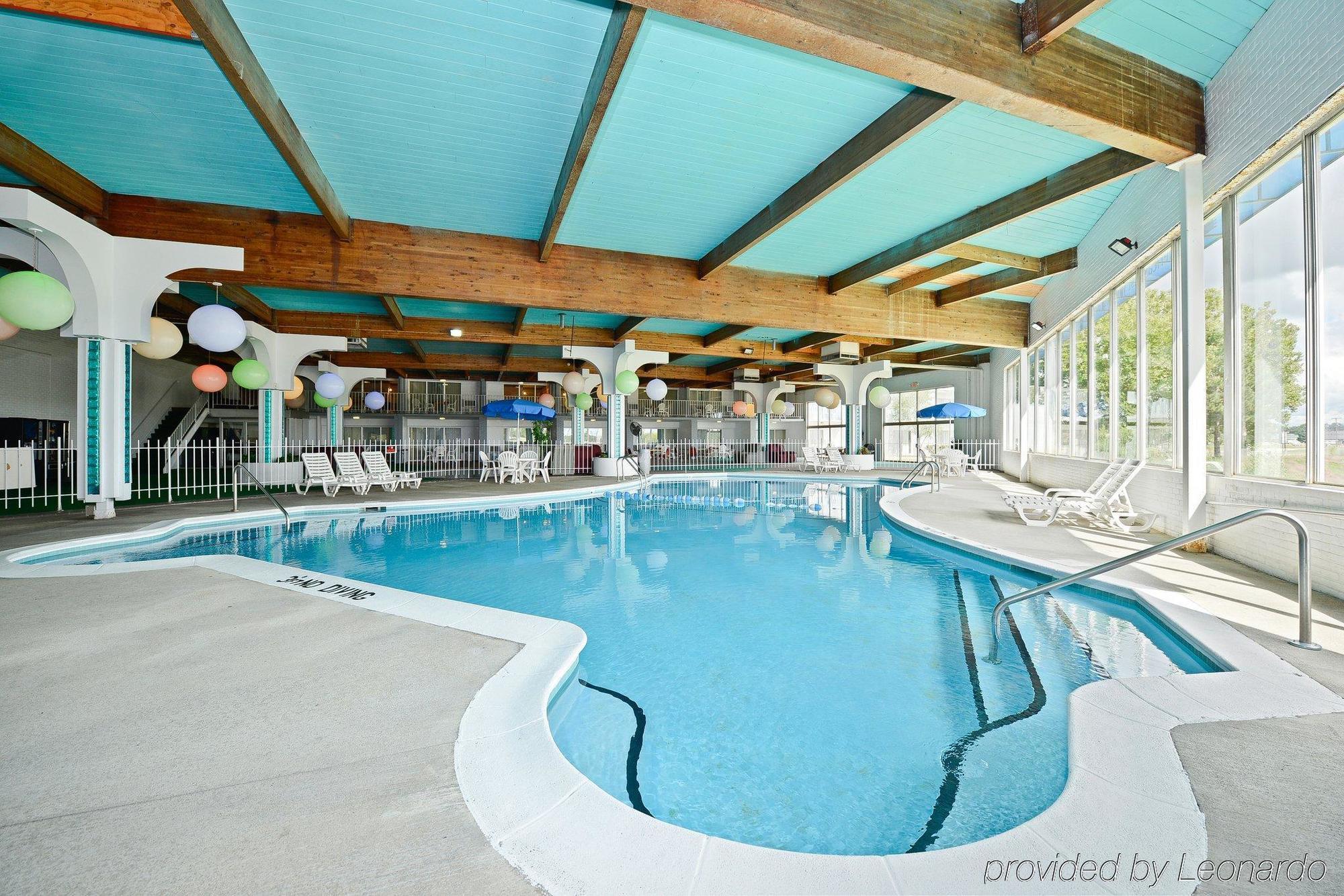 Howard Johnson By Wyndham Saint Joseph Benton Harbor Einrichtungen foto