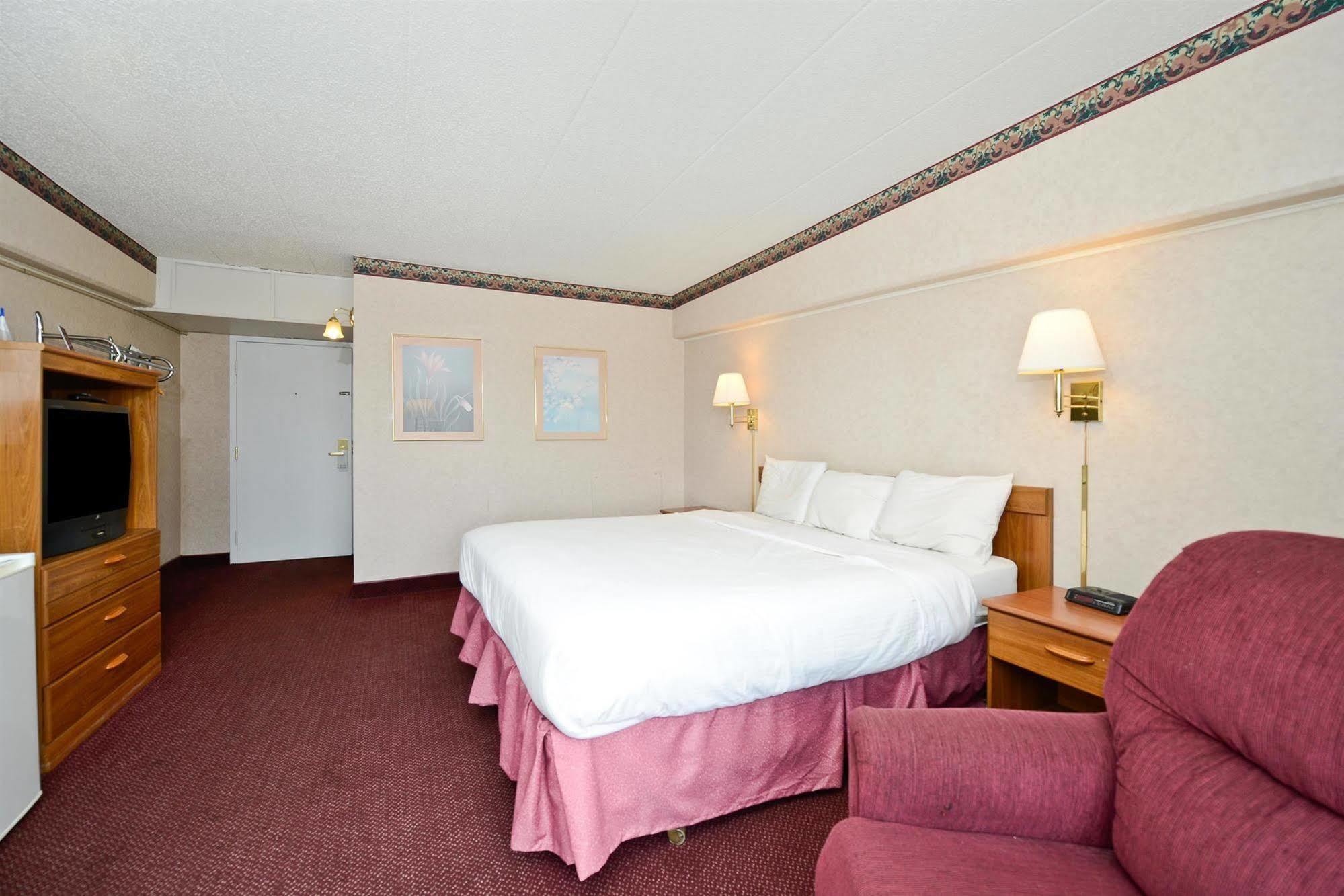 Howard Johnson By Wyndham Saint Joseph Benton Harbor Zimmer foto